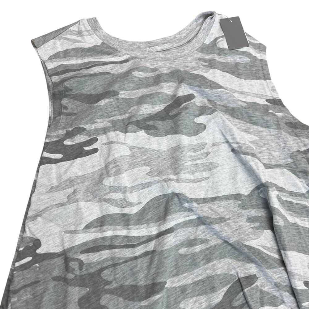 Zoe & Liv Women's Gray Camo Print Tank Top - Size XXL - NWT
